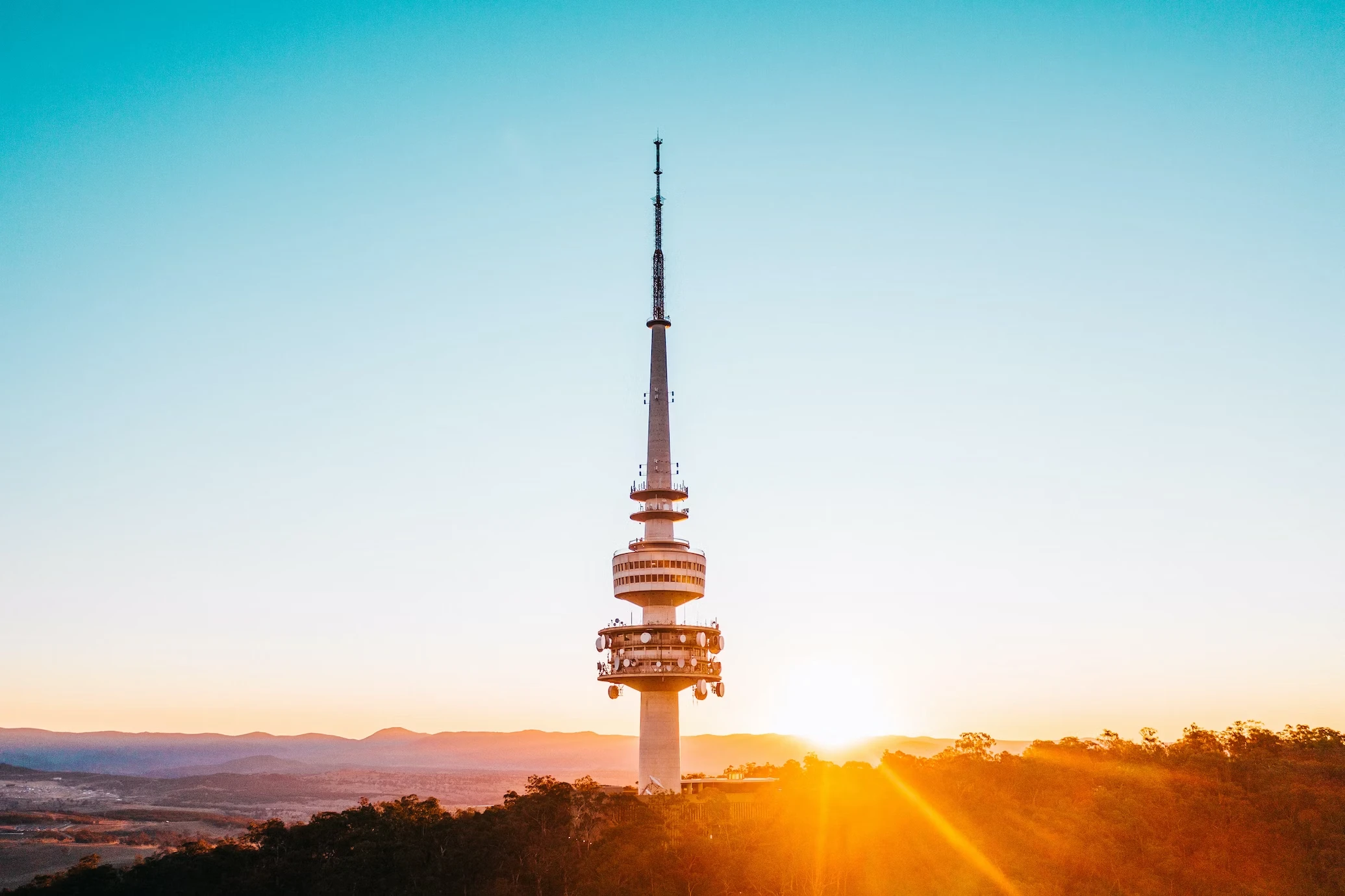 5G Revolution: Unlocking New Horizons in IT Connectivity and Innovation
